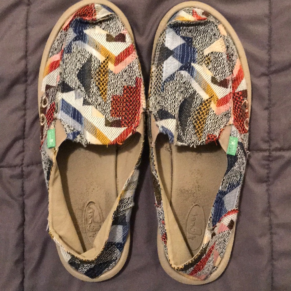 Sanuk slip ons
